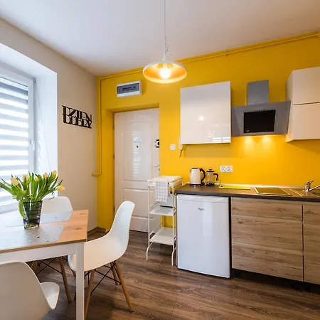 & Apartment *